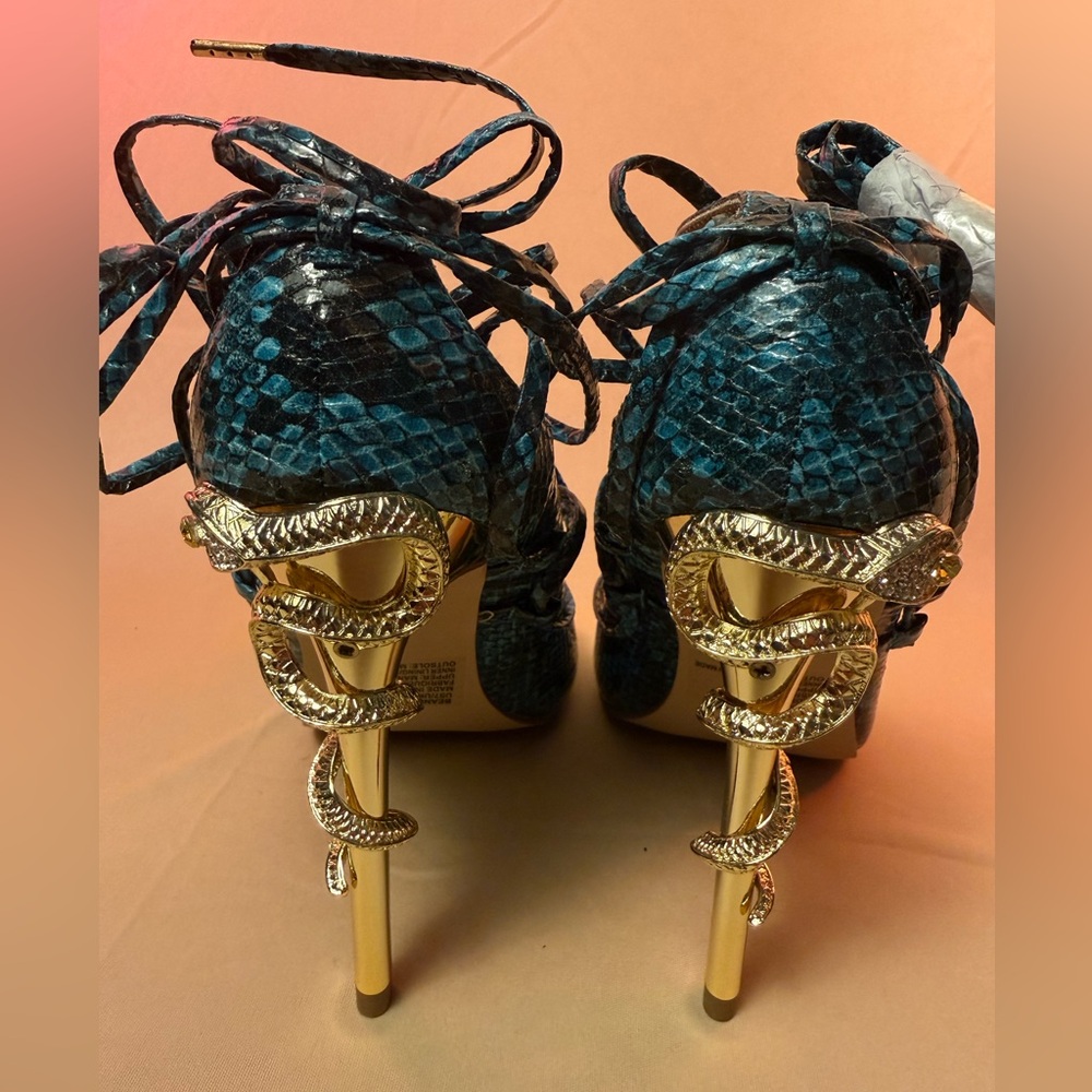 Elegant Green Snakeskin Lace-Up Heels